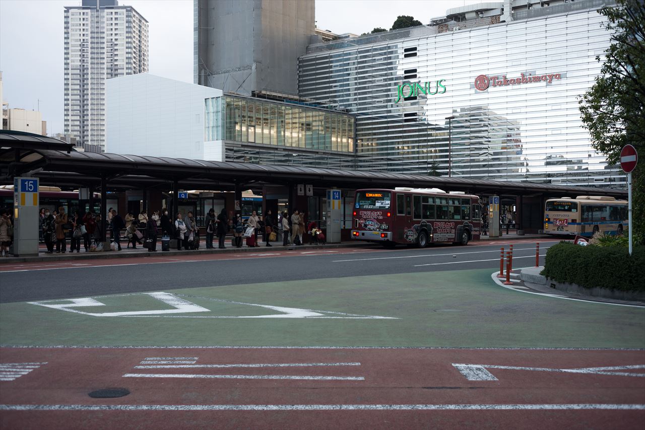 横浜駅西口